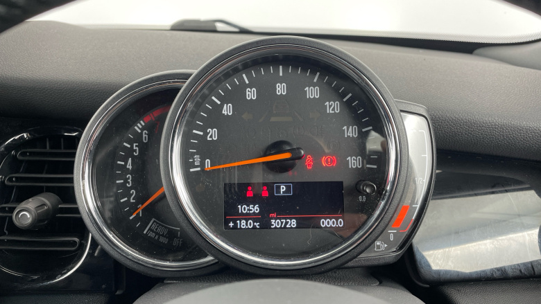 MINI Convertible 1.5 Cooper Classic Premium Plus 2dr Auto Petrol Convertible